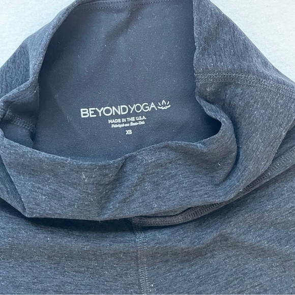 Beyond Yoga Spacedye Practice High Waisted Bootcut Pant Heathered Black, XS - Picture 9 of 9